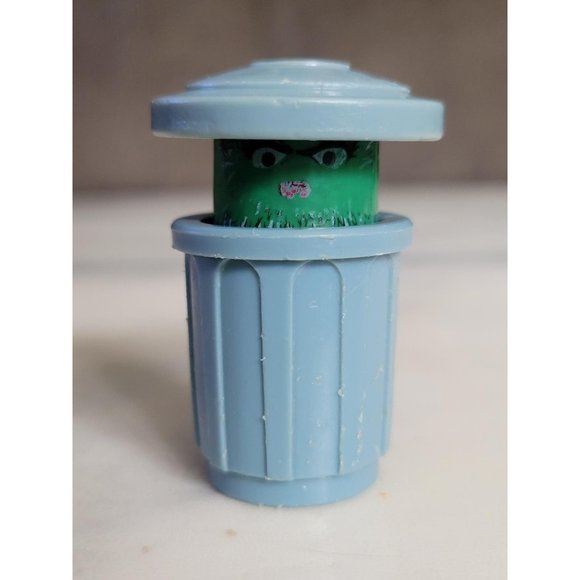 Sesame Street Other - Vintage Rare Oscar the Grouch in Trash Can